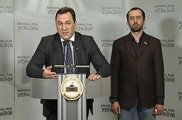 Виктор Кривенко и Павел Кишкар изначально прошли в парламент от партии "Самопомич"