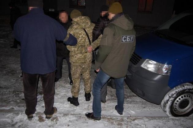 В Чернигове задержали на взятке чиновника Госпогранслужбы