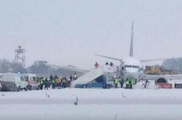 Из-за инцидента в "Борисполе" вылет самолета в Минск перенесли на 5 часов