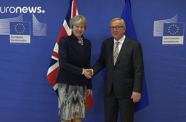 Мэй и Юнкер не смогли достичь соглашения по Brexit