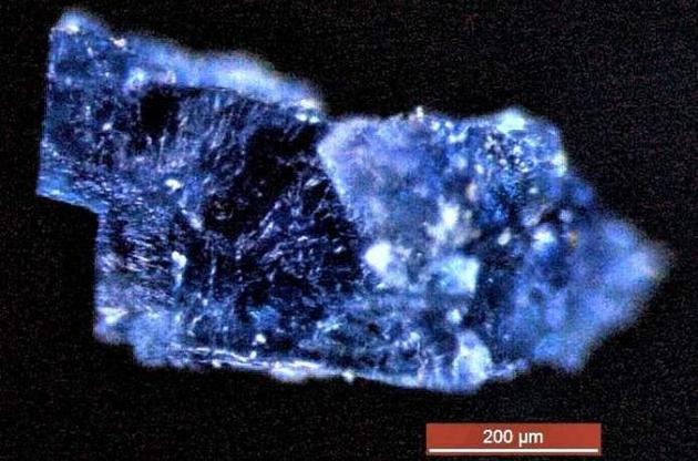 Ученые обнаружили "кирпичики жизни" в упавших на Землю метеоритах