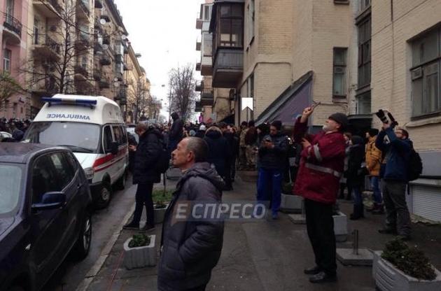 Біля будинку Саакашвілі стріляли, кажуть журналісти
