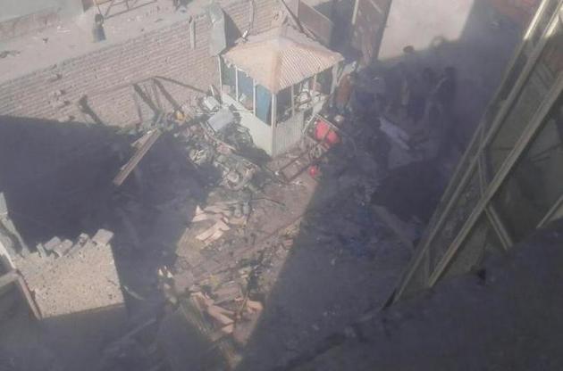Террорист-смертник взорвал бомбу возле культурного центра в Кабуле, погибли 40 человек