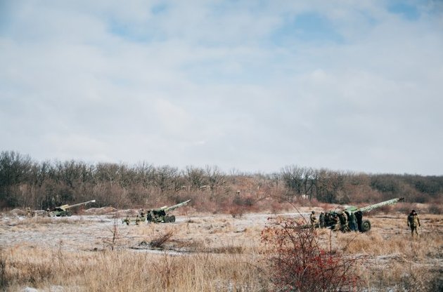 Українські військові опублікували відео видовищних стрільб