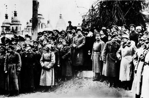 Митинг по случаю ІІІ Всеукраинского военного съезда в Киеве