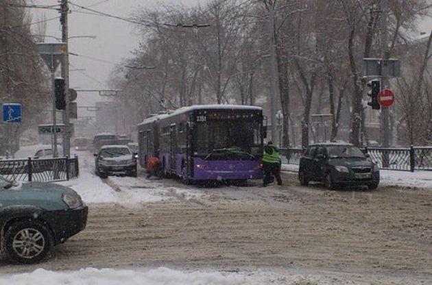 В Киеве в воскресенье ряд троллейбусов изменят маршруты