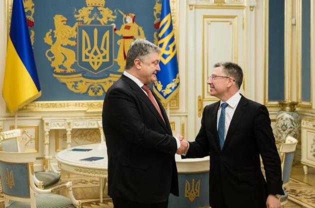 Порошенко и Волкер обсудили стратегию деоккупации Донбасса