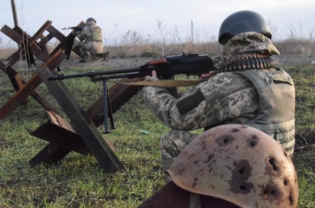 За сутки в зоне АТО были ранены двое военных Украины