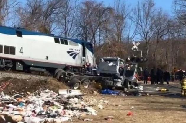 Ніхто з пасажирів потяга серйозно не постраждав
