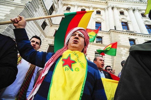 Сирийские курды призвали США повлиять на Турцию из-за операции "Оливковая ветвь"