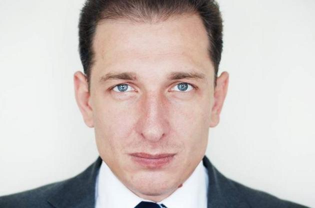 Еще одного человека Навального задержали в России