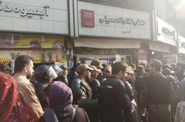 Во время массовых протестов в Иране задержали более 3,5 тысяч человек – СМИ