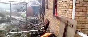 На Донетчине из-за обстрела боевиков сгорел жилой дом