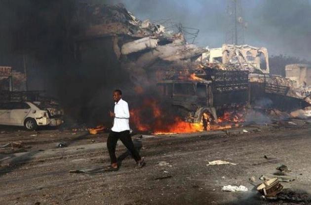 Кількість жертв вибухів у Сомалі зросла до 45 осіб – Reuters