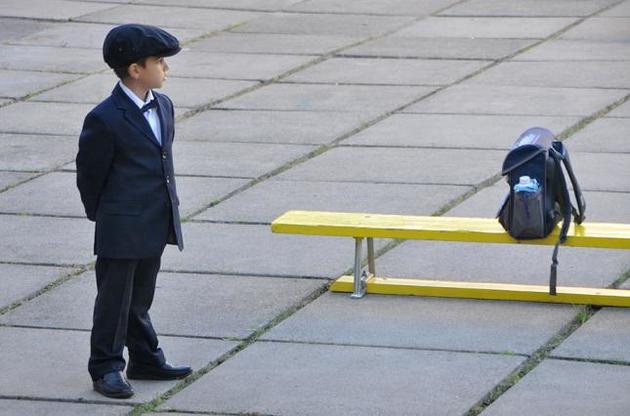 Киевских школьников защитили от политиков