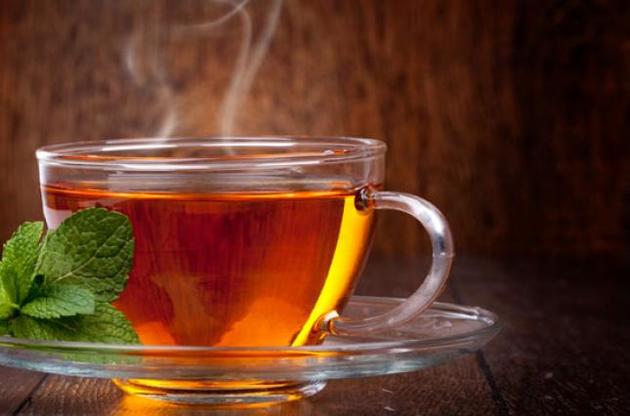 Вчені пов'язали вживання гарячого чаю з ризиком розвитку раку стравоходу