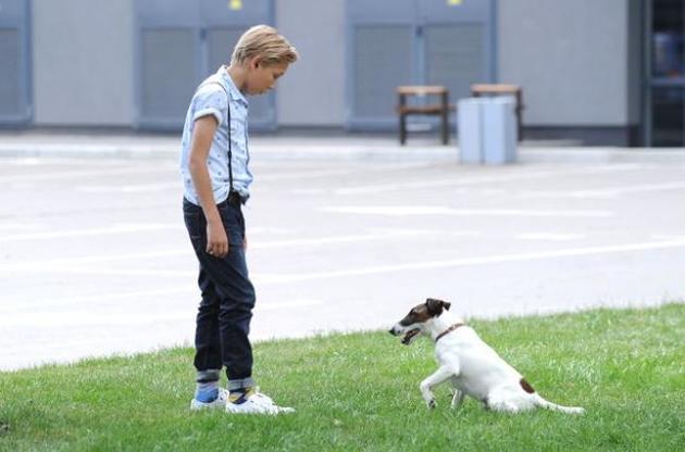 У хлопчика Макса з'явиться пес-супергерой Фокстер