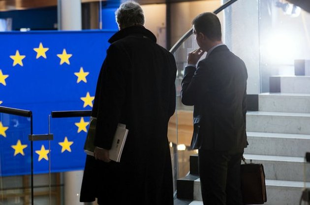 ЕС надавит на ключевые для республиканцев штаты из-за новых пошлин Трампа - Bloomberg