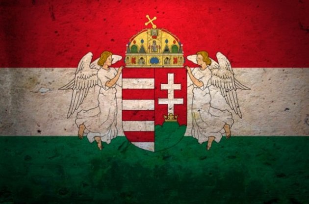 Угорщина висловила готовність підтримати Польщу в протистоянні з Брюсселем