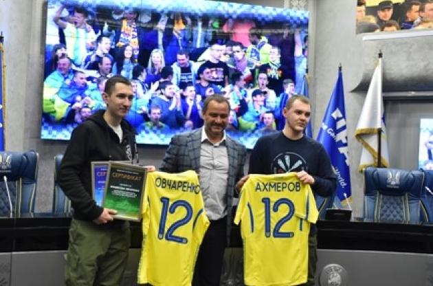 Овчаренко і Ахмеров були звільнені в грудні