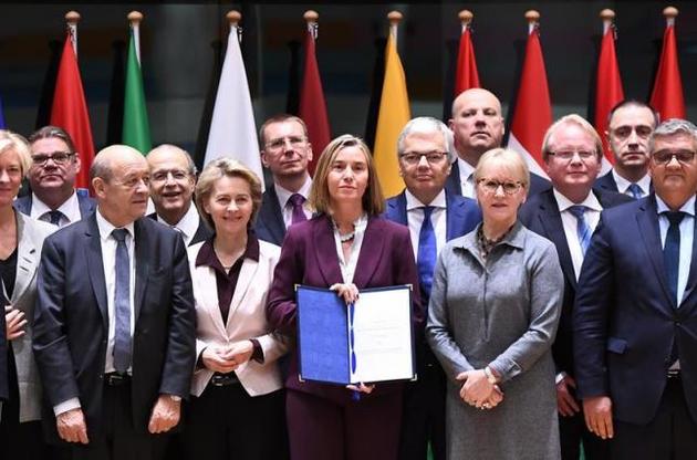 В ЕС согласовали "дорожную карту" оборонного сотрудничества PESCO