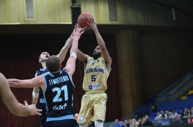 "Дніпро" переміг на виїзді