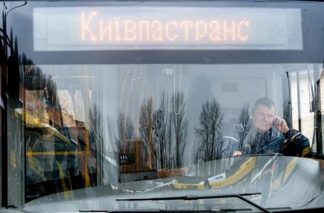 Общественный транспорт в Киеве курсирует с отклонением от графика из-за гололедицы
