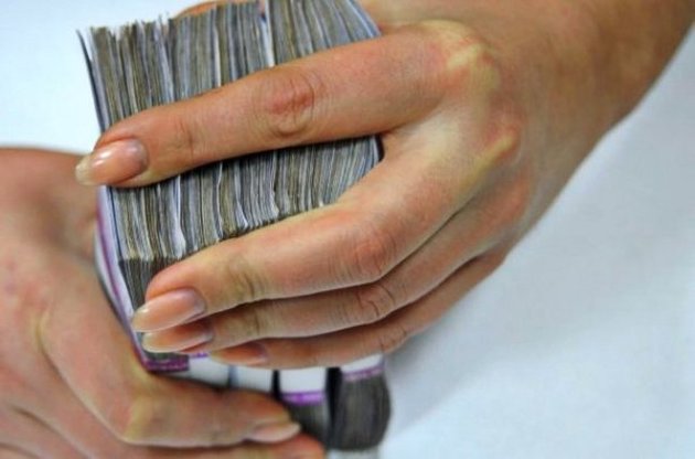 Частка розрахунків з використанням платіжних карток в Україні збільшилась до 39,3%