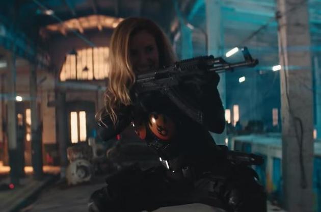 Домогосподарка таємно від чоловіка рятує світ