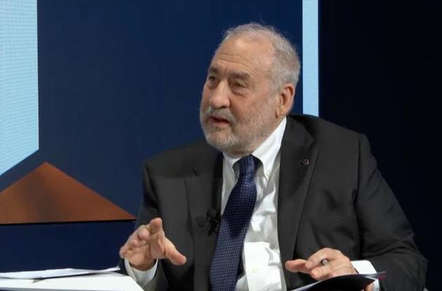 Стігліц вказав на проблему офшорів, які існують завдяки прогалинам у глобальній фінансовій системі.