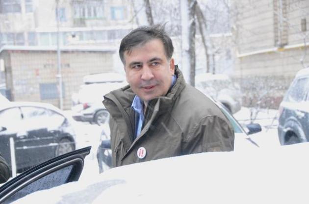 Саакашвили прилетел в Варшаву