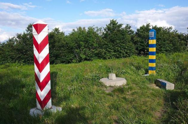 Польша осенью построит забор на границе с Украиной и Беларусью