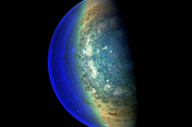 NASA показало "сумеречную зону" Юпитера