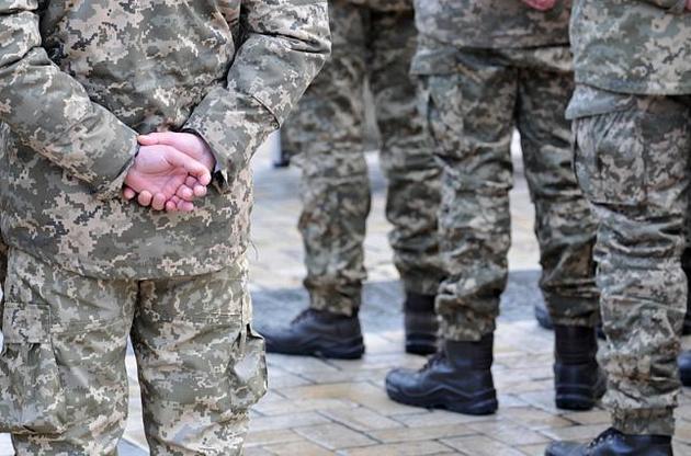 В этом году в Вооруженные силы Украины призовут до 500 офицеров