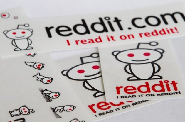 Reddit заблокировал 944 аккаунта &quot;фабрики троллей&quot;