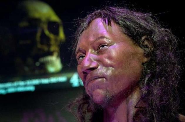 Древнейший житель Великобритании оказался темнокожим и голубоглазым