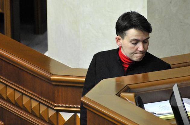 Луценко потребует снять неприкосновенность с Савченко в случае ее неявки на допрос