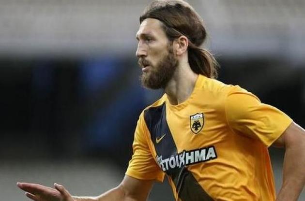 Чигринський вдало зіграв на добиванні після розіграшу кутового