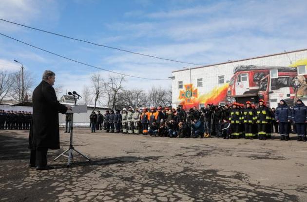 Президент пообіцяв рятувальникам французькі гелікоптери