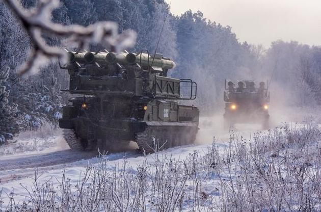 Росія почала військові навчання біля кордонів України