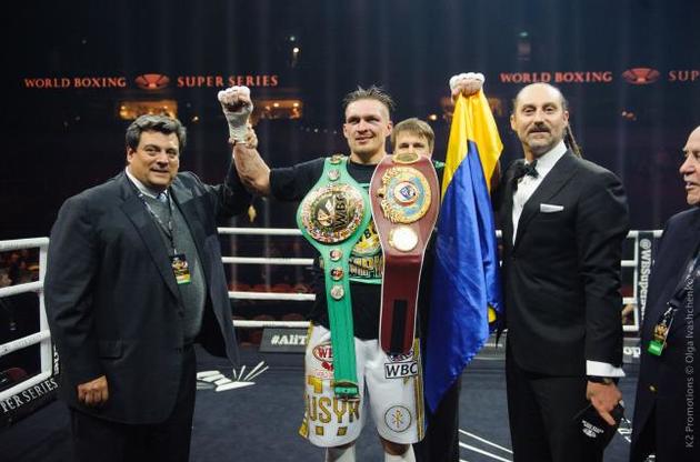 Усик в январе завладел вторым чемпионским поясом