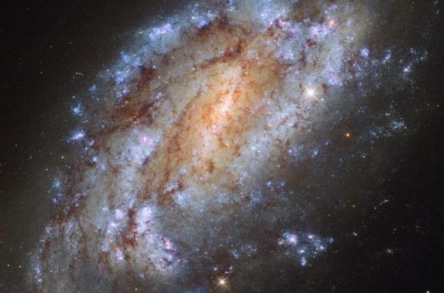 "Хаббл" сделал снимок одинокой галактики