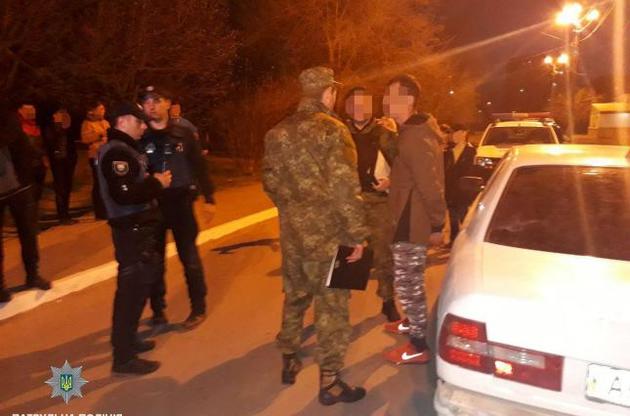 В салоне авто подозреваемых нашли и изъяли пули от пневматического пистолета