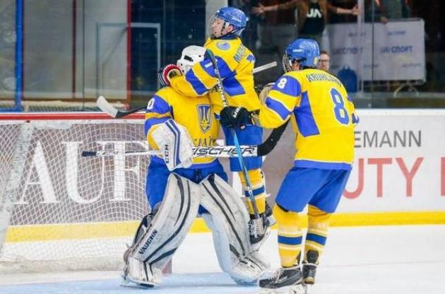 Юниорская сборная Украины выиграла домашний чемпионат мира по хоккею