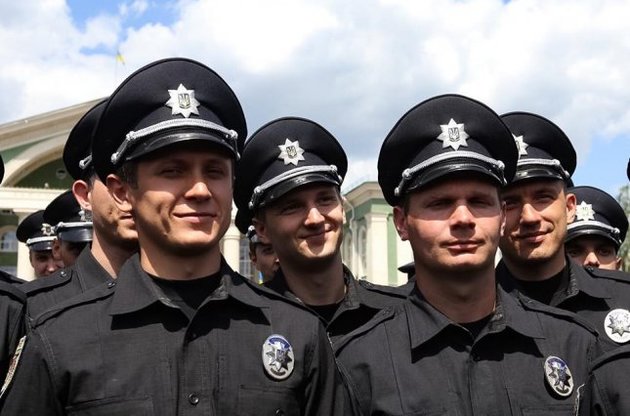 Канада удвоит количество офицеров-тренеров для подготовки украинских полицейских