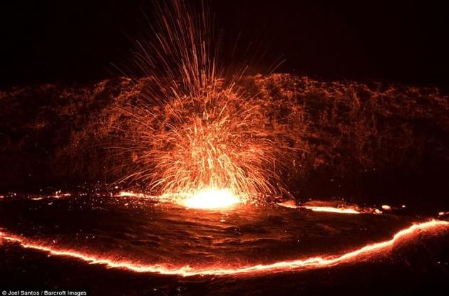 Под супервулканом в Йеллоустоне обнаружили "фонтан" магмы