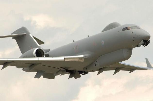 Британский самолет управления нанесением ударов вылетел в сторону Сирии