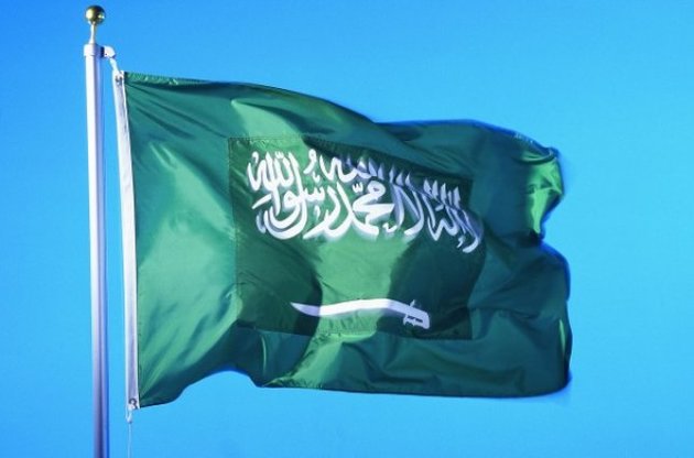 У Саудівській Аравії біля королівського палацу стріляли по дрону, люди подумали про переворот - ЗМІ
