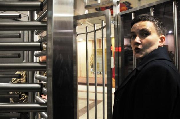 Савченко нужно отправить в психиатрическую клинику, утверждает Геращенко