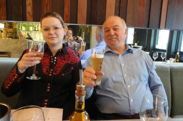Дочь бывшего русского шпиона Скрипаля пошла на поправку после отравления